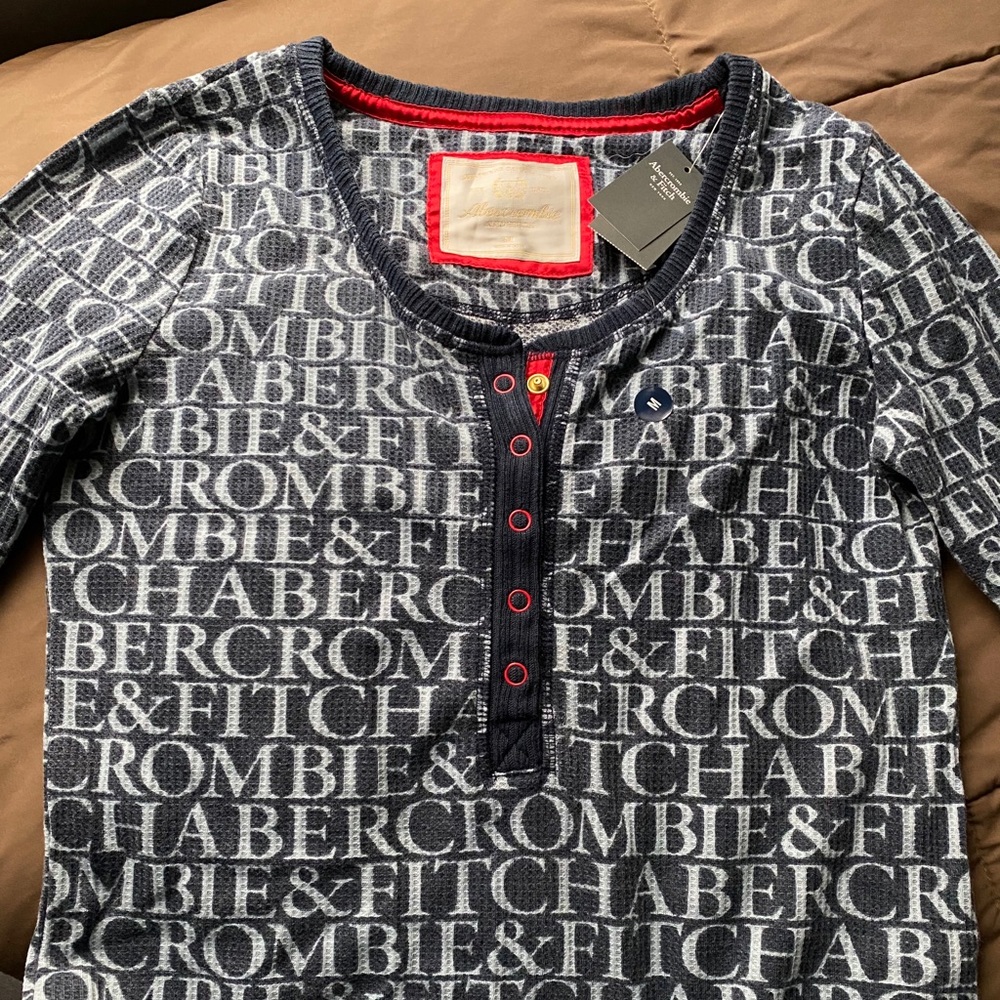 Abercrombie & Fitch long sleeve night shirt